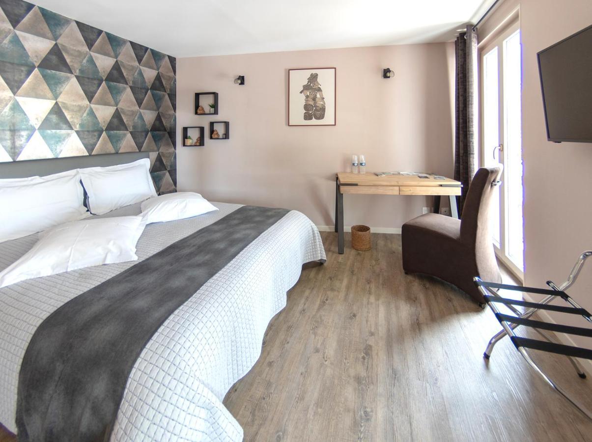 Hotel L’ Escale de la Poste à Gourdon Extérieur photo