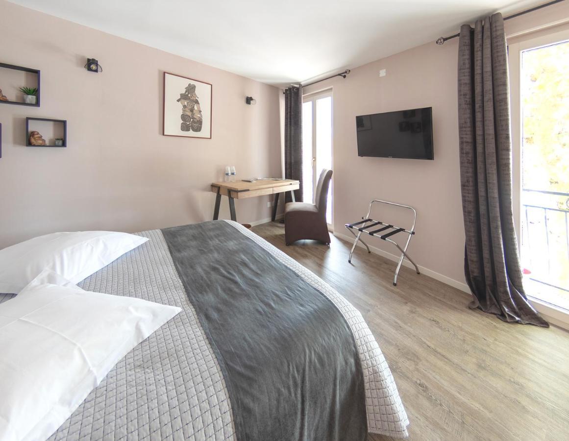 Hotel L’ Escale de la Poste à Gourdon Extérieur photo